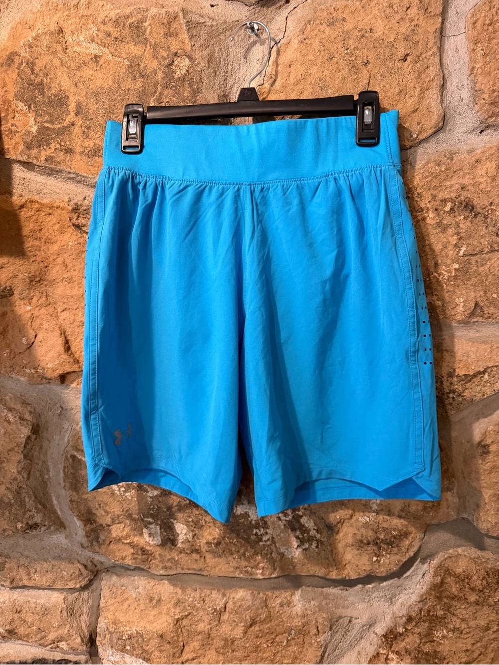 Under Armour Men’s Bright Turquoise Performance Shorts